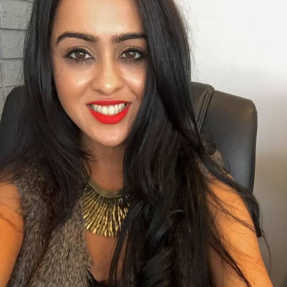 Meet your Posher, Farrah